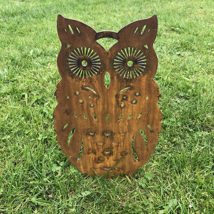 Rustyetal STANDING OWL DECORATION Garden ornament