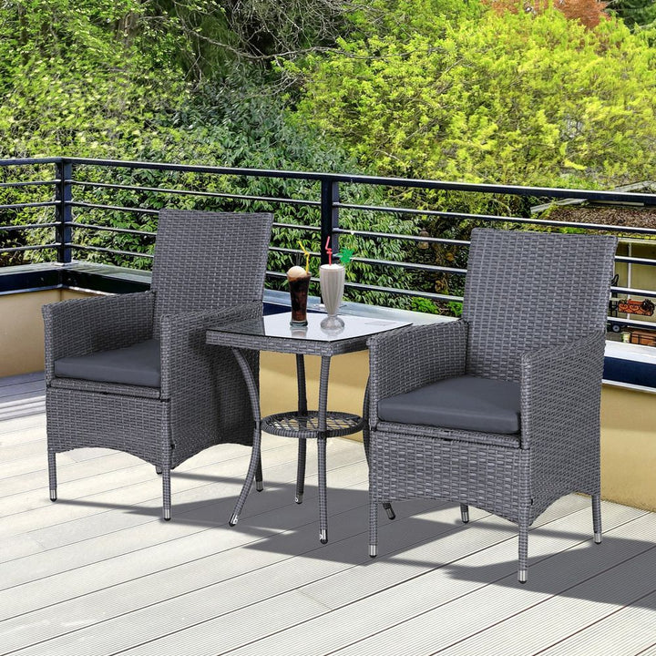  Rattan Bistro Set: x Table, x Chairs